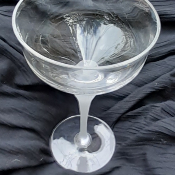 Misaka Sea Mist Champagne glasses-2 for 1 price - Picture 4 of 6